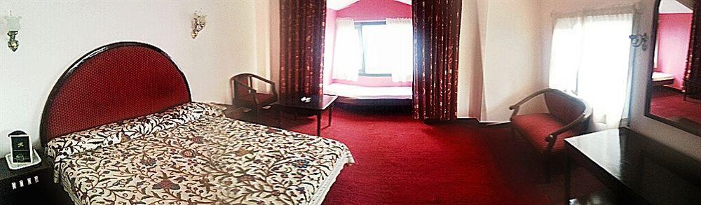 Royal Jardin Whistling Pines Resort Shimla Luaran gambar