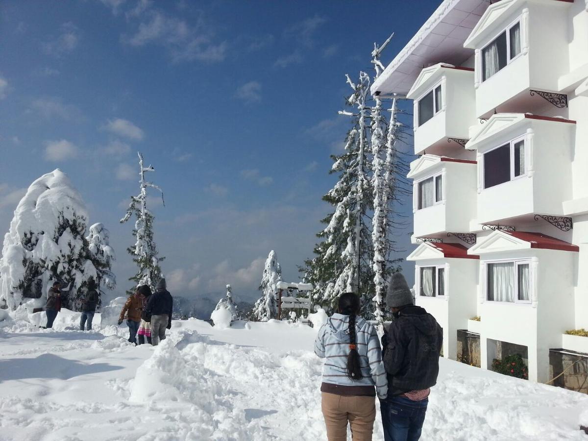 Royal Jardin Whistling Pines Resort Shimla Luaran gambar