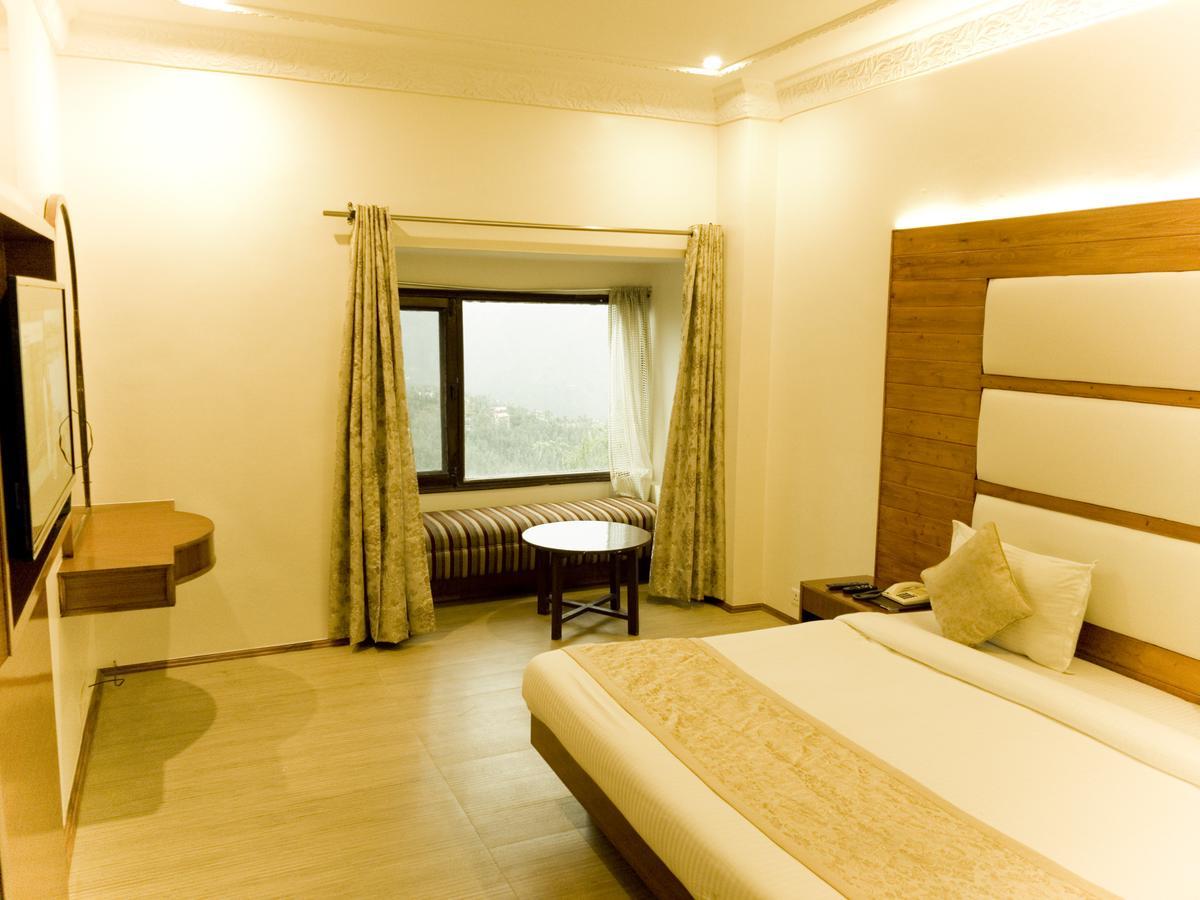 Royal Jardin Whistling Pines Resort Shimla Luaran gambar