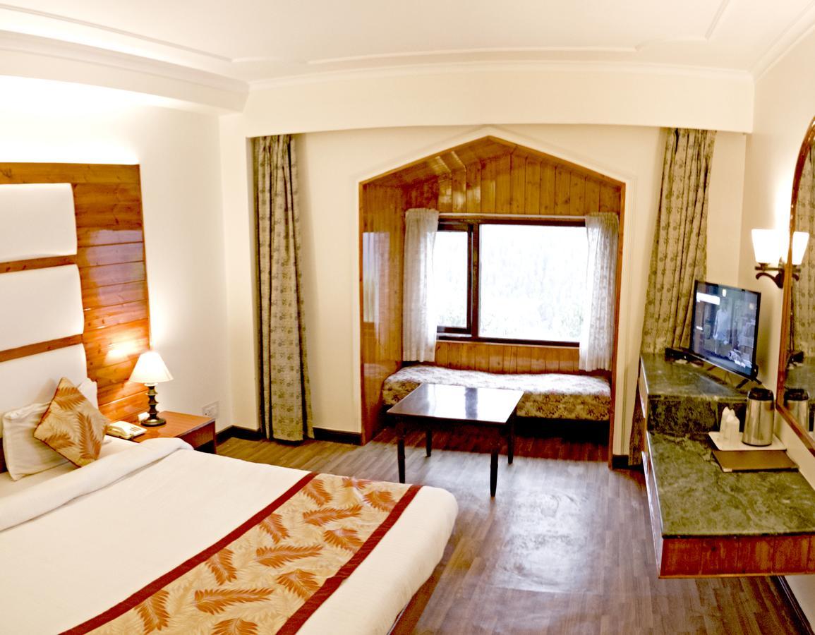 Royal Jardin Whistling Pines Resort Shimla Luaran gambar