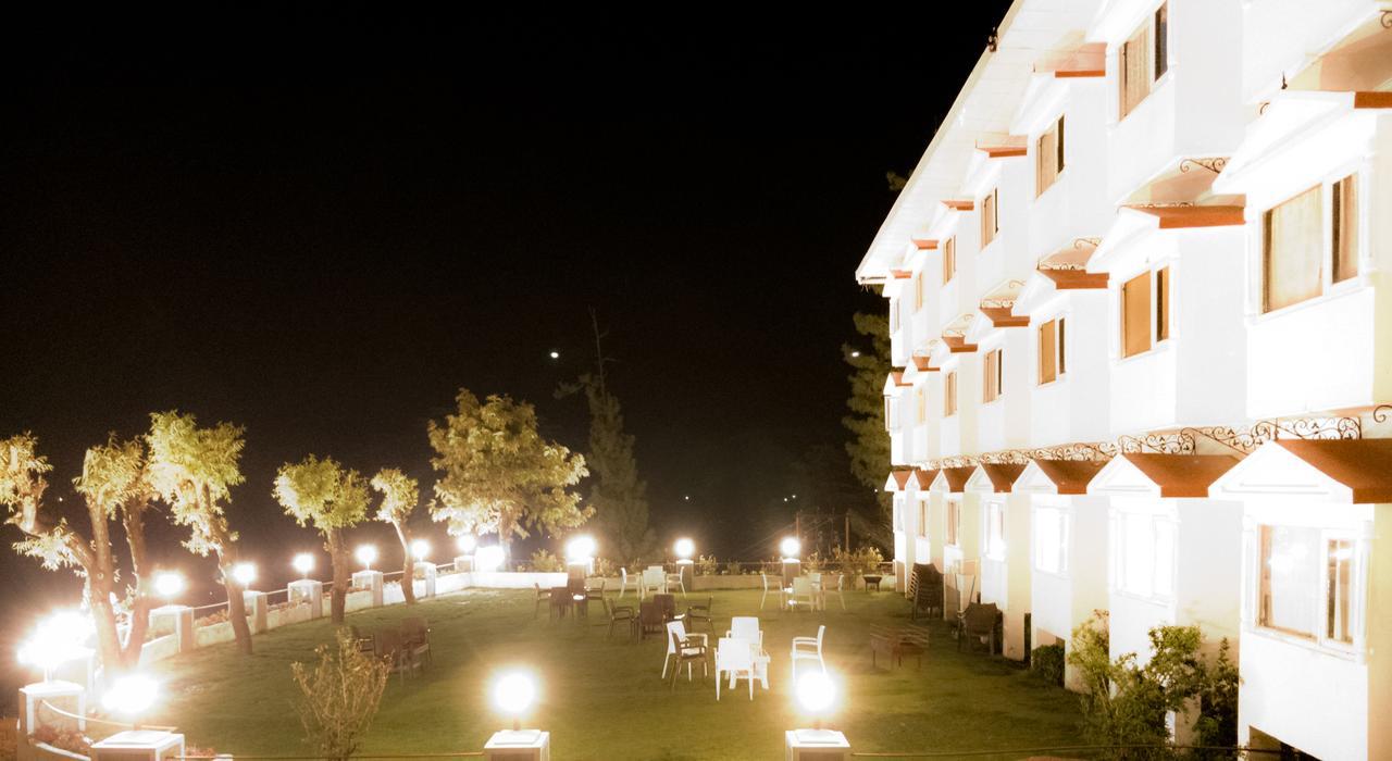 Royal Jardin Whistling Pines Resort Shimla Luaran gambar