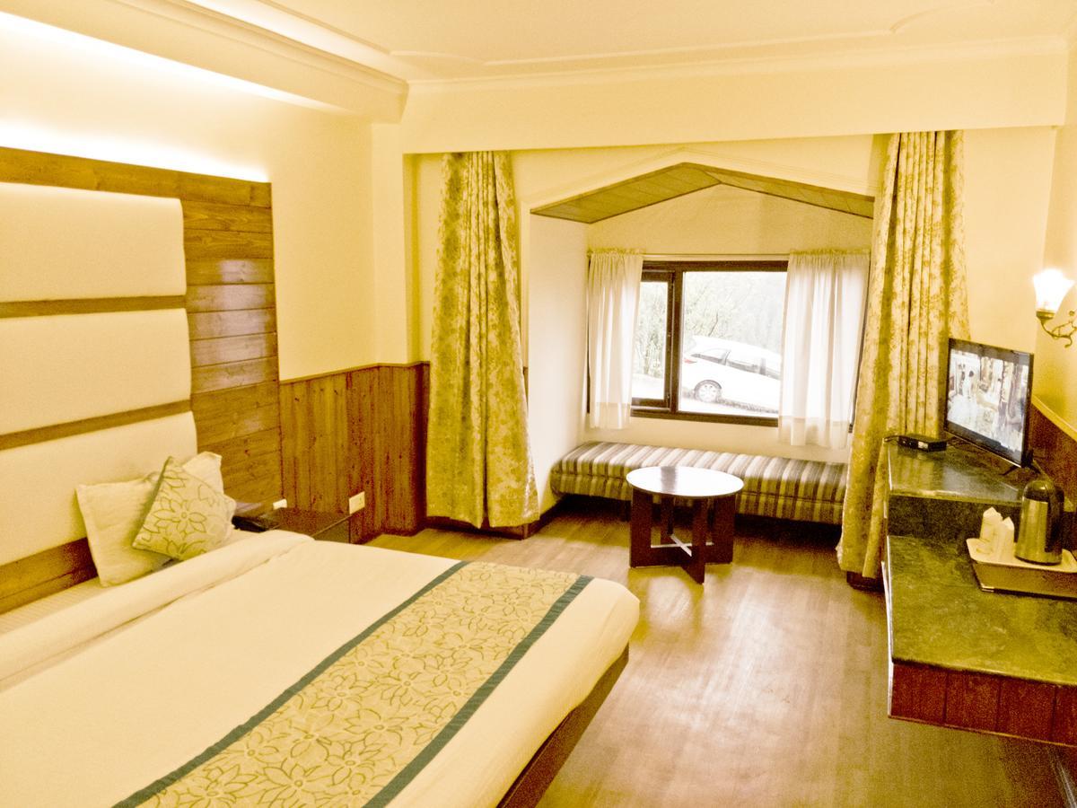 Royal Jardin Whistling Pines Resort Shimla Luaran gambar