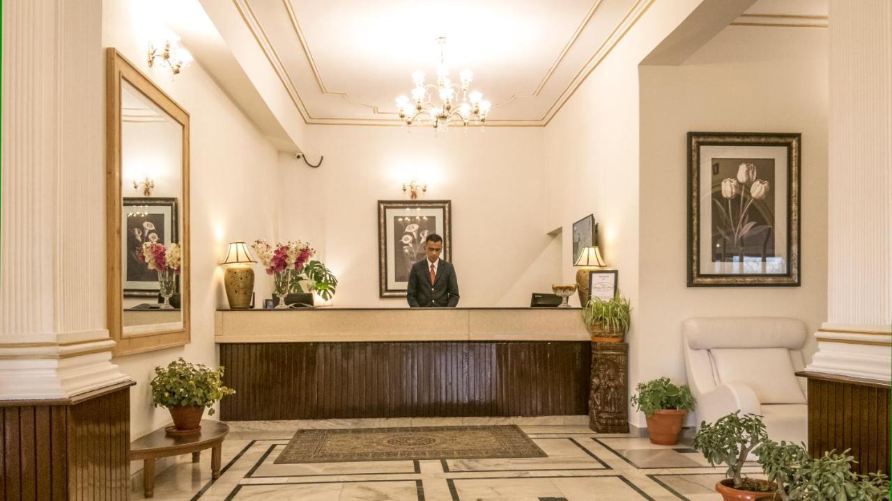 Royal Jardin Whistling Pines Resort Shimla Luaran gambar