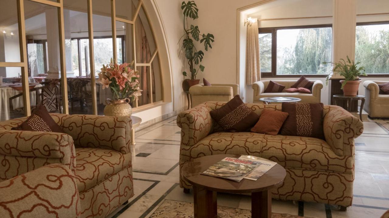 Royal Jardin Whistling Pines Resort Shimla Luaran gambar